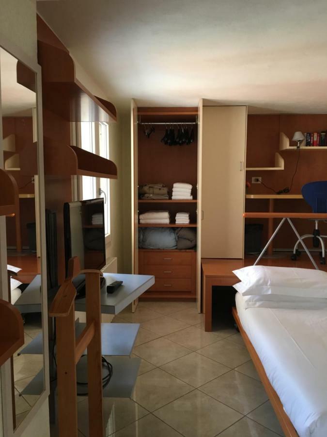 Appartamento Degli Ulivi Σαν Ρέμο Εξωτερικό φωτογραφία